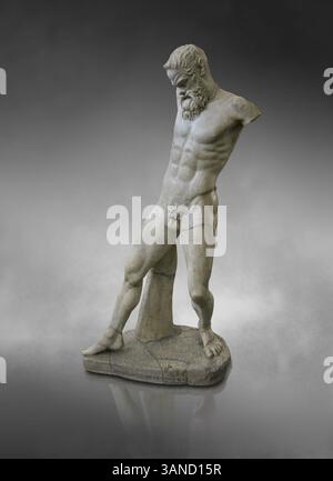 Statua romana di Marsia, II secolo a.C. copia di un originale in bronzo dell'Acropoli attribuito allo scultore greco Myron circa 440 a.C. Scavato da Foto Stock