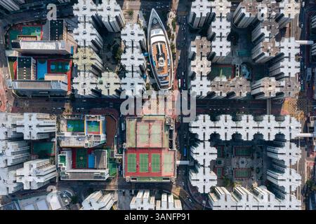 Vista aerea del Whampoa, un centro commerciale che sembra una barca, Kowloon City District, Hong Kong. Foto Stock