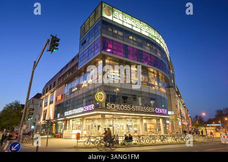 CCS, Schlossstrasse, Steglitz, Berlino, Deutschland *** CCS, Schlossstrasse, Steglitz, Berlino, Germania Foto Stock