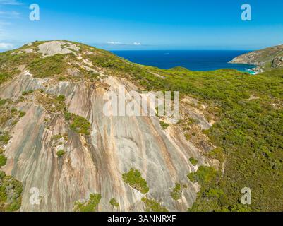 Vista aerea delle colline vicino a Misery Beach, Australia Occidentale, Australia. Foto Stock