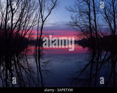 Scena dell'alba di prima mattina con splendidi colori Foto Stock