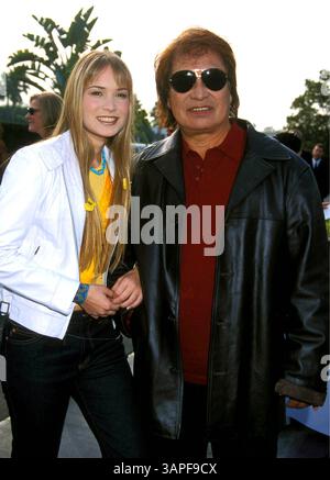 16 APRILE 2007 - I4072TA. PRIMA GIORNATA SULLA NEVE. PARAMOUNT STUDIOS, HOLLYWOOD, CALIFORNIA 01-29-2000.DON HO E DAUGHTER HOKO HO. TAMMIE ARROYO- - 2000.DONHORETRO(immagine di credito: © Globe Photos/ZUMAPRESS.com) Foto Stock