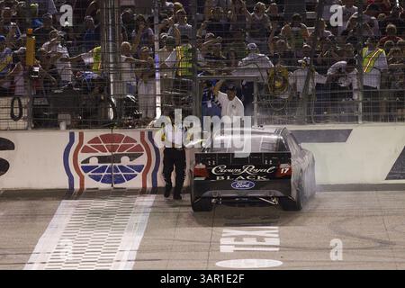 FORT WORTH, TX - APR 09, 2011: Matt Kenseth (17) vince la gara Samsung Mobile 500 al Texas Motor Speedway di Fort Worth, Texas. (Immagine di credito: © ASP/Cal Sport Media/ZUMAPRESS.com) Foto Stock
