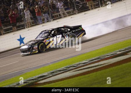 FORT WORTH, TX - APR 09, 2011: Matt Kenseth (17) vince la gara Samsung Mobile 500 al Texas Motor Speedway di Fort Worth, Texas. (Immagine di credito: © ASP/Cal Sport Media/ZUMAPRESS.com) Foto Stock