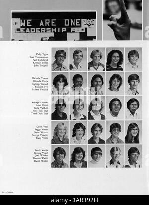 L'annuario del 1981 del Park Center High, Pirate volume X, offre una visione completa dell'anno scolastico, documentando la vita degli studenti, le competizioni atletiche e le attività del club durante il periodo 1980-1981. Foto Stock