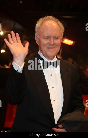 L'attore John Lithgow partecipa alla prima mondiale di "The Grand Budapest Hotel" durante il 64° Festival Internazionale del Cinema di Berlino, alias Berlinale al Berlinale Palast di Berlino, Germania, il 6 febbraio 2014 Foto Stock