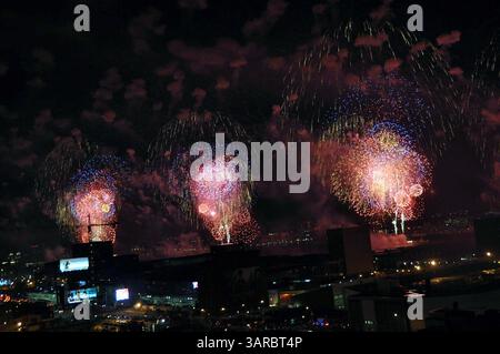 4 luglio 2011 - New York, N.. Y, USA - 35th Annual Macy's 4 luglio fuochi d'artificio 2011, New York City 07-04-2011. 2011.(immagine di credito: © Globe Photos/ZUMAPRESS.com) Foto Stock