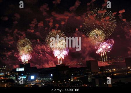 4 luglio 2011 - New York, N.. Y, USA - 35th Annual Macy's 4 luglio fuochi d'artificio 2011, New York City 07-04-2011. 2011.(immagine di credito: © Globe Photos/ZUMAPRESS.com) Foto Stock