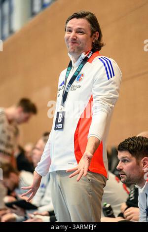 Eisenach, Germania. 17 aprile 2025. Johannes Sellin (allenatore, HC Erlangen) GER, ThSV Eisenach gegen HC Erlangen, Handball, Daikin 1. Handballbundesliga, 26.Spieltag, Saison 2024/2025, 17.04.2025 foto: Eibner-Pressefoto/Martin Herbst credito: dpa/Alamy Live News Foto Stock