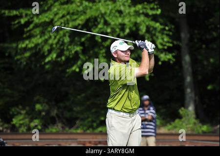 22 giugno 2013 - Cromwell, Connecticut, U. S - Cromwell, CT - Tommy Gainey parte durante il Travelers Championship al TPC River Highlands a Cromwell, Connecticut. (Immagine di credito: © Brian Ciancio/ZUMAPRESS.com) Foto Stock