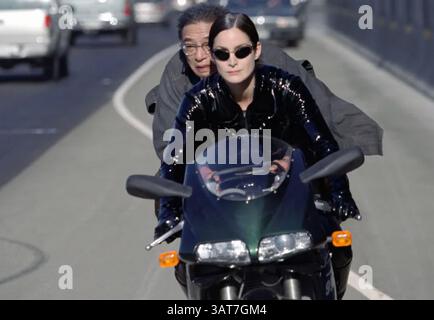 LA MATRICE HA RICARICATO 2003 Warner Bros. Film con Carrie-Anne Moss e Randall Duk Kim Foto Stock