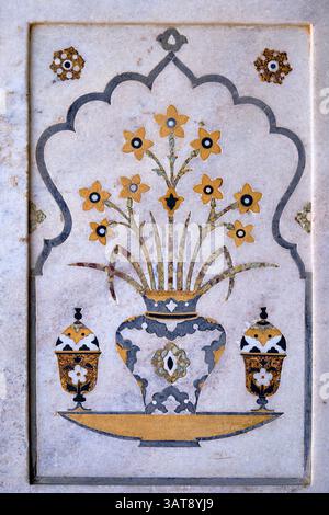 India, stato di Uttar Pradesh, Agra, Agra, mausoleo di Itimad ud Daulah Foto Stock