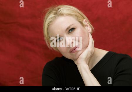 14 marzo 2008 - Los Angeles, California, USA - Renee Zellweger promuove ''Leatherheads'' a Los Angeles, CA. 14 marzo 2008 (Credit Image: © Armando Gallo/ZUMA Studio) Foto Stock