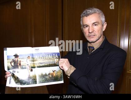 23 novembre 2008 - Los Angeles, California, USA - immagine di: - Picture Shows: Il regista Baz Luhrmann promuove il film 'Australia' a Los Angeles. 23 novembre 2008 (immagine di credito: © Armando Gallo/ZUMA Studio) Foto Stock