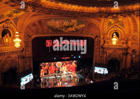 28 marzo 2016: Durante il POWERADE Jam Fest 2016 al Chicago Theatre di Chicago, Illinois. Patrick Gorski/CSM(immagine di credito: © Patrick Gorski/CSM via ZUMA Wire) Foto Stock