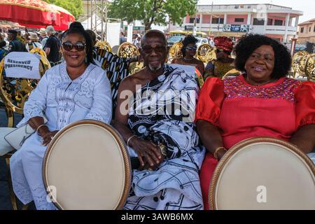 Kumasi, Ghana. Ashanti Akwasidae Festival. Ospiti dello staff del Presidente del Ghana. Foto Stock