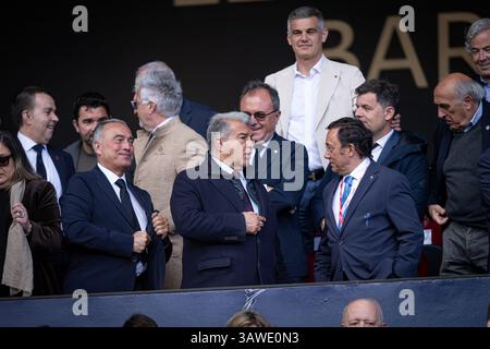 Barcellona, Spagna. 19 aprile 2025. il presidente del FC Barcelona Joan Laporta ha visto durante una partita della Liga EA Sports tra FC Barcelona e RC Celta all'Estadi Olimpic Lluís Companys. Punteggio finale: FC Barcelona 4 - 3 RC Celta. Credito: SOPA Images Limited/Alamy Live News Foto Stock