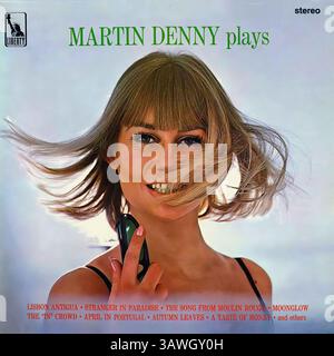 Martin Denny Plays - copertina in vinile d'epoca Foto Stock