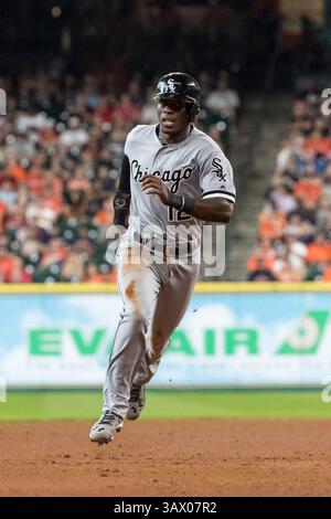3 luglio 2016: L'interbase dei Chicago White Sox Tim Anderson (12) arriva terzo durante la partita di baseball tra i Chicago White Sox e gli Houston Astros al Minute Maid Park di Houston, Texas. Tim Warner/CSM. (Immagine di credito: © Tim Warner/CSM tramite filo ZUMA) Foto Stock