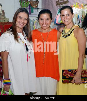 3 gennaio 2017 - Colombia - InauguraciÃÂ³n de la Feria FAREX.en la foto: Paola Cavali, Maria Margarita Ibarra y Victoria Ibarra..EN el Centro de Convenciones en Cartagena. Enero 3 de 2016. Cartagena Enero 03 de 2017. InauguraciÃÂ³n Feria Farex 2017 Cartagena de Indias. Foto. Cesar Alandete . CrÃÂ©dito: CEET. FotÃÂ³grafo: (Immagine di credito: © El Tiempo/GDA via ZUMA Wire) Foto Stock