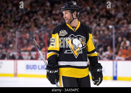 14 gennaio 2017: L'attaccante dei Pittsburgh Penguins Ryan Malone (12) segue la gara degli Alumni del 2017 tra i Pittsburgh Penguins e i Philadelphia Flyers al Well Fargo Center di Philadelphia, Pennsylvania. La partita finisce con un pareggio di 3-3. Christopher SzagolaCSM(immagine di credito: &Copy; Chris Szagola/CSM tramite filo ZUMA) Foto Stock