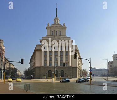 Sofia, Bulgaria 03.15.2024- edificio dell'Assemblea nazionale bulgara a Sofia. Il secondo edificio del parlamento bulgaro Foto Stock