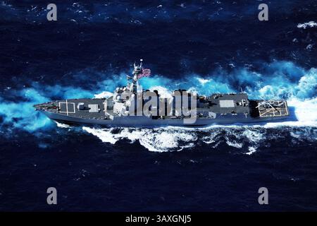 5 marzo 2008 - in mare - il cacciatorpediniere USN Arleigh Burke, USS Shoup, è in servizio il 19 settembre 2010 nell'Oceano Pacifico. (Immagine di credito: © MCSS Jerine Lee/Planet Pix tramite ZUMA Wire) Foto Stock