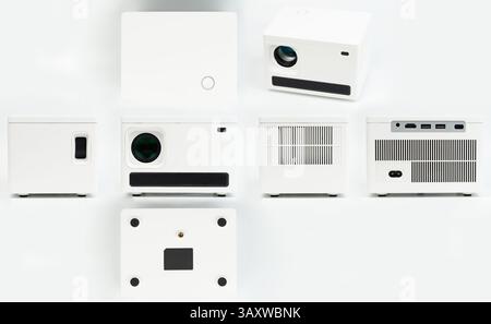 Viste diverse del proiettore digitale isolate su sfondo bianco dello studio Foto Stock