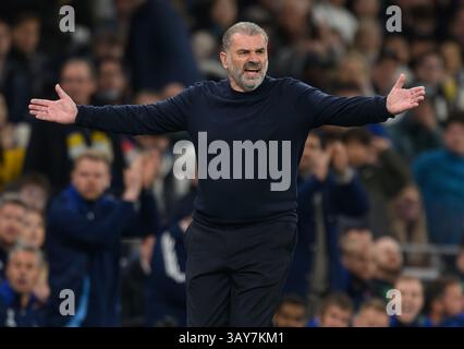 Londra, Regno Unito. 21 aprile 2025. Tottenham Hotspur V Nottingham Forest - Premier League - Tottenham Hotspur Stadium. Ange Postecoglou, manager del Tottenham. Crediti immagine: Mark Pain / Alamy Live News Foto Stock