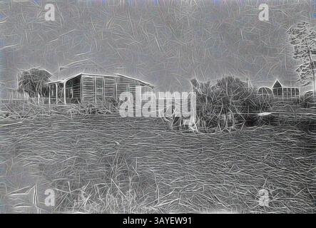 Un tranquillo paesaggio rurale presenta un fienile rustico e annessi incastonati tra grasse ondulate, creando una scena tranquilla che evoca un senso di intramontabilità e semplicità. Negativo - New South Wales, circa 1880, Tom Walker e la sua famiglia di fronte alla loro casa di cavilli e fanciulle., arte classica con un tocco moderno reinventata da Artotop Foto Stock