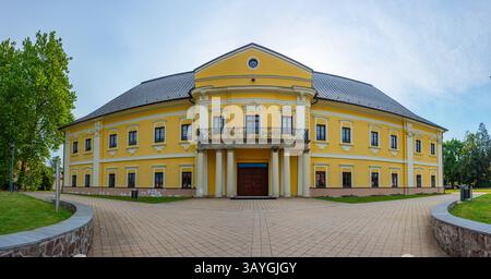 Vista del palazzo Snina in Slovacchia. IMMAGINE Foto Stock
