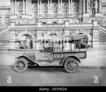 06 giugno 1920 - Washington, District of Columbia, Stati Uniti - camion di consegna del Senato degli Stati Uniti presso il Campidoglio degli Stati Uniti. (Immagine di credito: © BuyEnlarge/ZUMAPRESS.com) Foto Stock