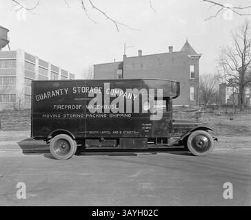 06 giugno 1920 - Washington, District of Columbia, Stati Uniti - Guaranty Storage Company delivery Truck.. (Immagine di credito: © BuyEnlarge/ZUMAPRESS.com) Foto Stock