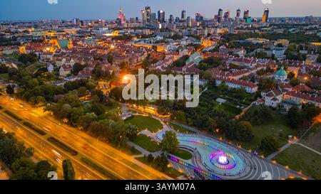 Panorama al tramonto di Varsavia in Polonia. IMMAGINE Foto Stock
