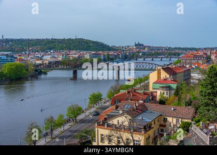 Panorama di Praga da Vysehrad, repubblica Ceca. IMMAGINE Foto Stock