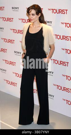 16 dicembre 2010 - Madrid, Spagna - l'attrice ANGELINA JOLIE partecipa al servizio fotografico "The Tourist" all'Hotel Villamagna. (Immagine di credito: © Sharkpixs/ZUMAPRESS.com) Foto Stock