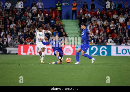 GETAFE, SPAGNA - 23 APRILE 2025: Endrick durante la partita LaLiga tra Getafe FC e Real Madrid CF al Coliseum (foto: David Torres Alcázar/Alcázar Photo Agency). Foto Stock