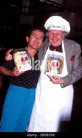 24 febbraio 2005 - New York, New York, Stati Uniti - AL LEWIS E BUTCH PATRICK. - 1987 (immagine di credito: © John Barrett/Globe Photos/ZUMAPRESS.com) Foto Stock