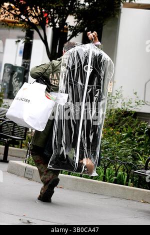 22 ottobre 2005 - New York, New York, Stati Uniti - K45627JBB.SUPER ex-GIRLFRIEND FILM SHOOT, NEW YORK New YORK.10-21-2005. - 2005.COSTUME(immagine di credito: © John Barrett/Globe Photos/ZUMAPRESS.com) Foto Stock