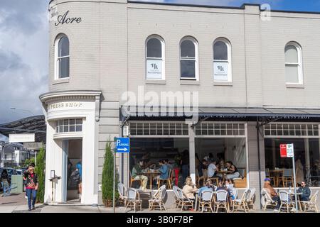 Bowral Town Center, Southern Highlands, New South Wales, Australia, The Press Room Cafe e ristorante situato nell'edificio di acri, 2025 Foto Stock