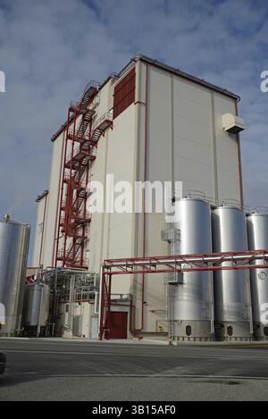 HOKITIKA, NUOVA ZELANDA, 27 GIUGNO 2016: Lo stabilimento di Westland Milk Products impiega centinaia di persone a Hokitika, nuova Zelanda, Oceania Foto Stock