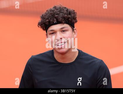 Il tennista americano Ben Shelton (USA) al torneo BMW Open 2025 di Monaco, Baviera, Germania. Foto Stock
