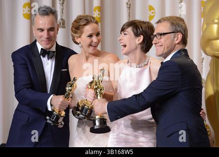 Daniel Day Lewis, Jennifer Lawrence, Anne Hathaway e Christoph Waltz al 85° Annual Academy Awards - The Oscars in Los Angeles - 24 febbraio 2013 Foto Stock
