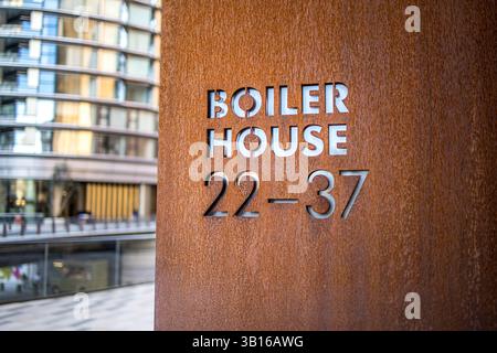 Londra, Regno Unito - 14 settembre 2023: Casa di caldaia della centrale elettrica di Battersea 22 37. Foto Stock