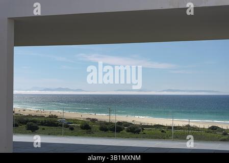 Vista verso l'Africa, Museo Archeologico Baelo Claudia, Cadice, Spagna, Europa Foto Stock