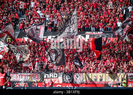 LEVERKUSEN, GERMANIA - 26 APRILE 2025: - La partita di Bundesliga Bayer 04 Leverkusen vs FC Augsburg al BayArena. Foto Stock