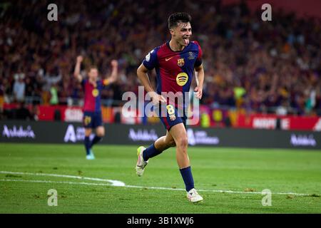 SIVIGLIA, SPAGNA - APRILE 26: Pedro Gonzalez 'Pedri' del Barcellona festeggia dopo aver segnato il primo gol della sua squadra durante la finale di Copa del Rey tra FC Barcelona e Real Madrid all'Estadio de la Cartuja il 26 aprile 2025 a Siviglia, Spagna. (Foto di QSP) credito: QSP/Alamy Live News Foto Stock