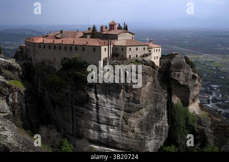 Monastero di Agios Stephanos, Kalambaka, monasteri di Meteora, Trikala, Tessaglia, Grecia, Europa Foto Stock