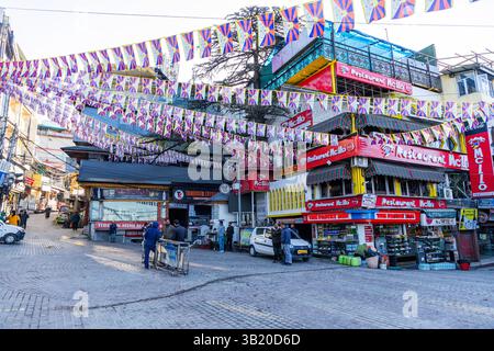 McLeod Ganj o McLeodganj è un sobborgo di Dharamshala Foto Stock