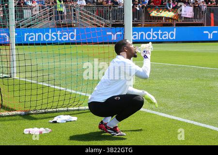 Venezia, Italia. 27 aprile 2025. Pre-partita in azione durante la partita di calcio di serie A tra Venezia e A.. C Milano allo Stadio Pier Luigi Penzo, Nord Est Italia - domenica 27 aprile 2025. Sport - calcio (foto di Paola Garbuio /Lapresse) credito: LaPresse/Alamy Live News Foto Stock